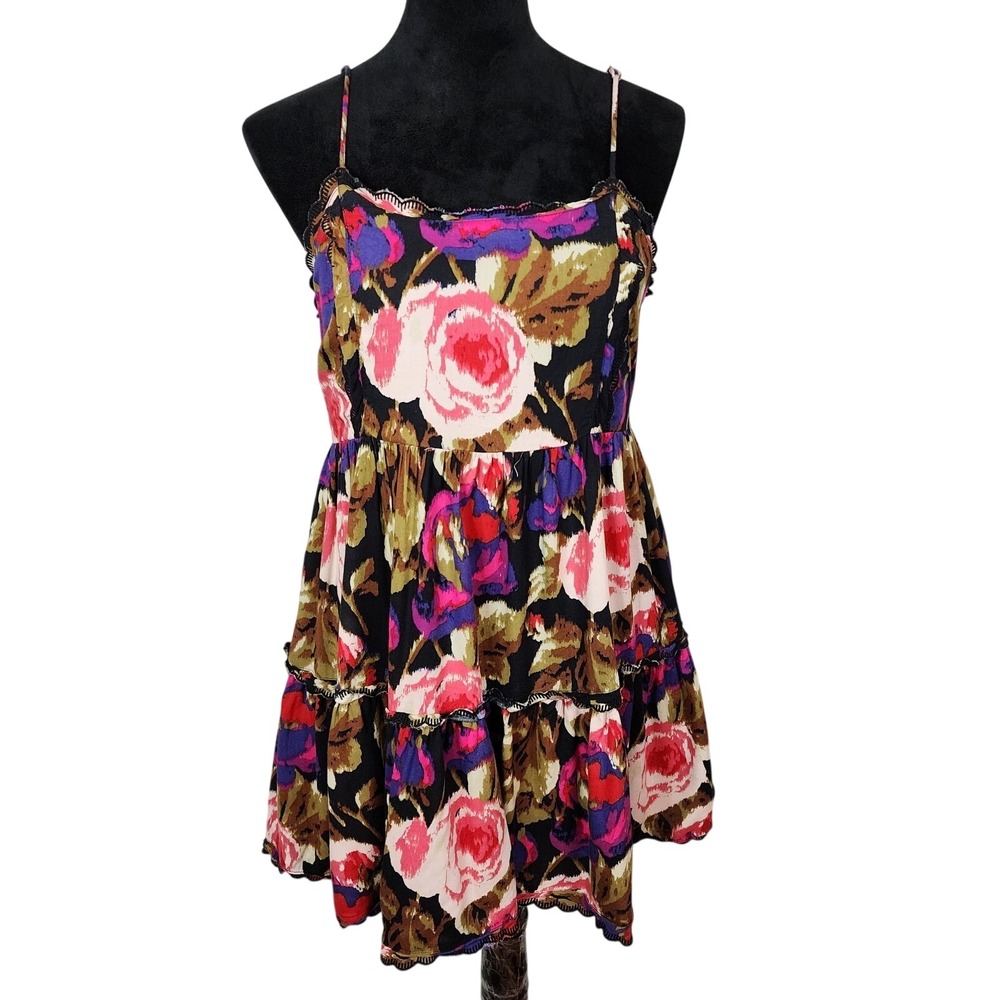 URBAN OUTFITTERS Size Medium Hannah Babydoll Mini Dress Scalloped Ruffle Hem UO‎